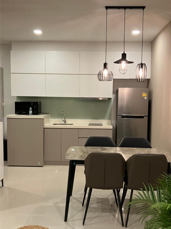 The Bridge Residence Phnom Penh Exterior foto